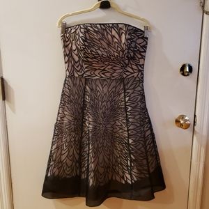 White House Black Market sz 6 black light pink